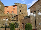 Castillo desde Plaza de la Iglesia